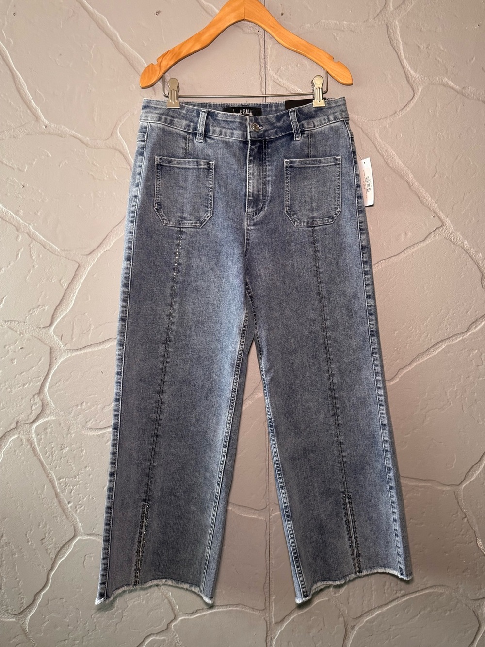 NWT Joseph Ribkoff Rhinestone Wide Leg Crop Jeans Size 10